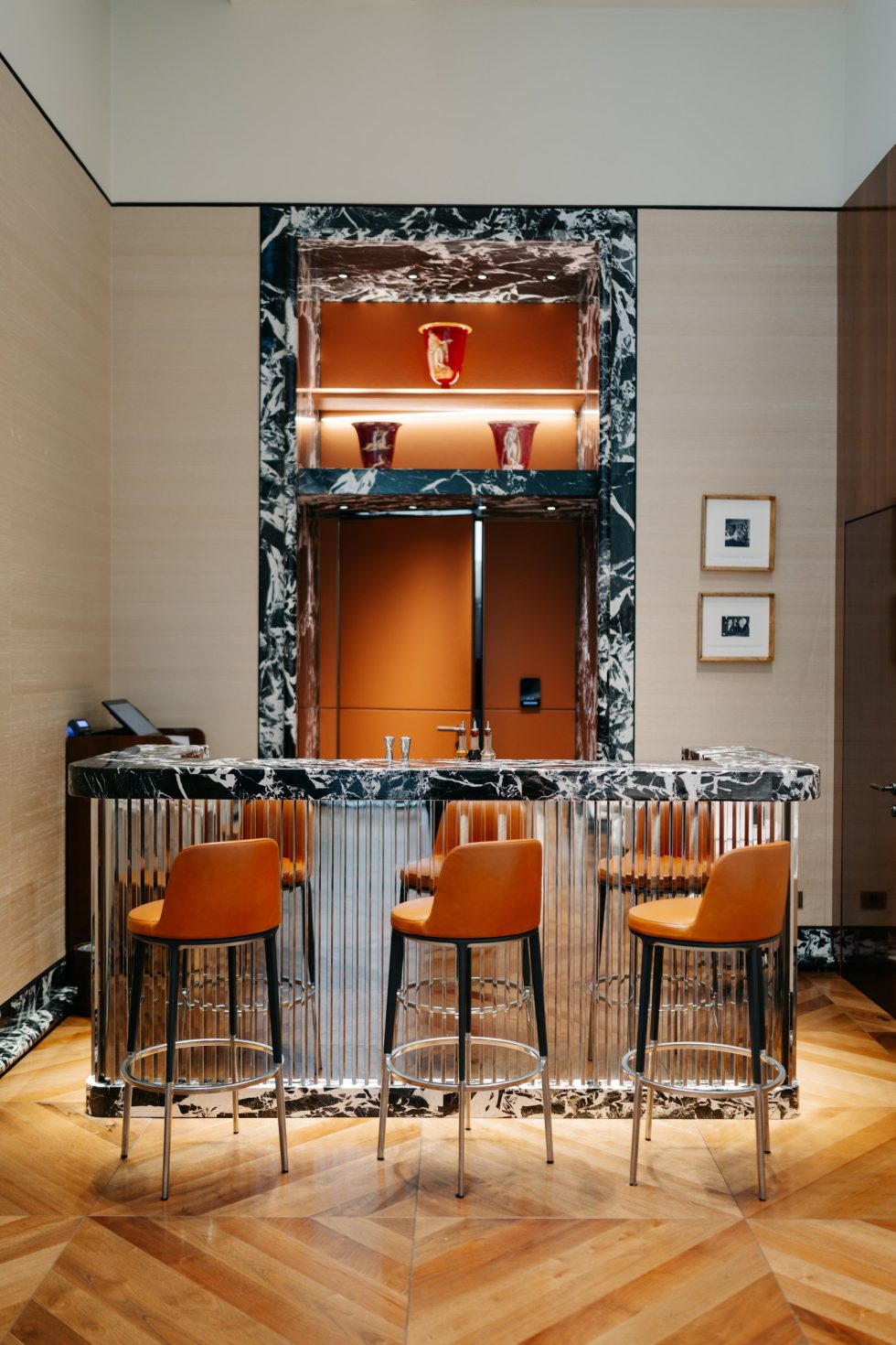 The bar of the Bulgari Hotel Roma, ready for the welcome dinner