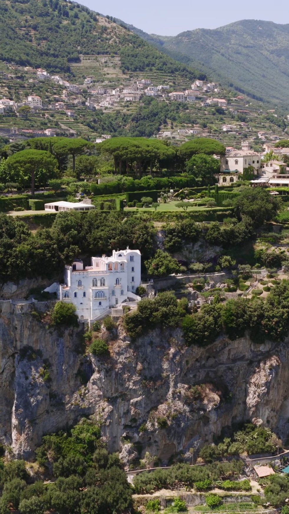 Villa La Rondinaia perched on the cliffs of Ravello above the Amalfi Coast